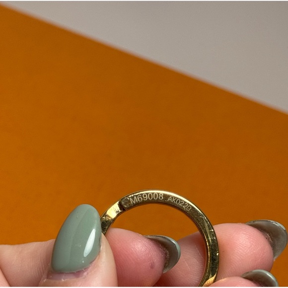 SOLD Louis Vuitton Spring Street Bag Charm/Keychain Fleur de Monogram Gold - Picture 11 of 16